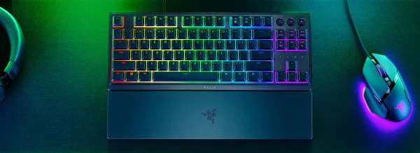 کیبورد گیمینگ برند Razer مدل Ornata V3 Tenkeyless