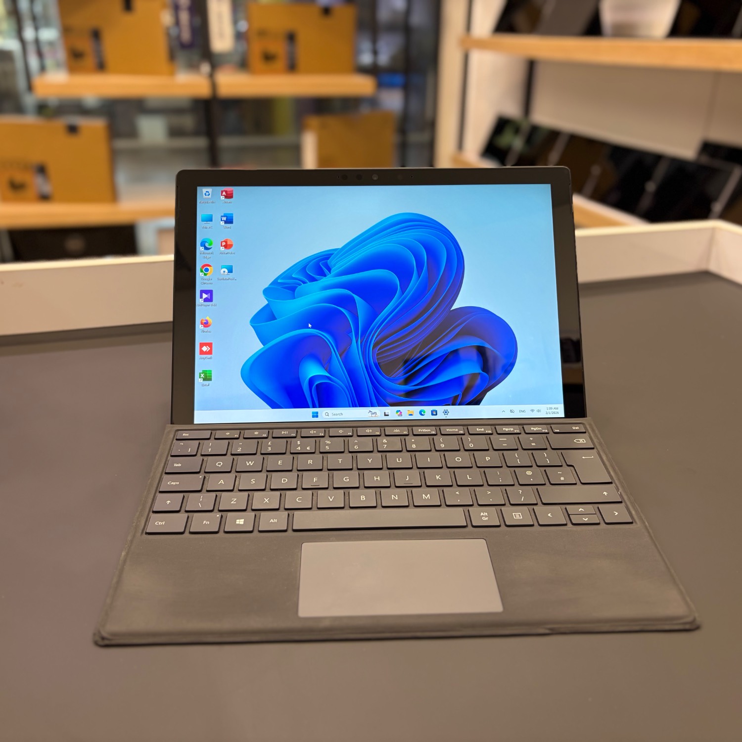 لپ تاپ مایکروسافت Surface Pro 7 استوک i5 8GB 256GB